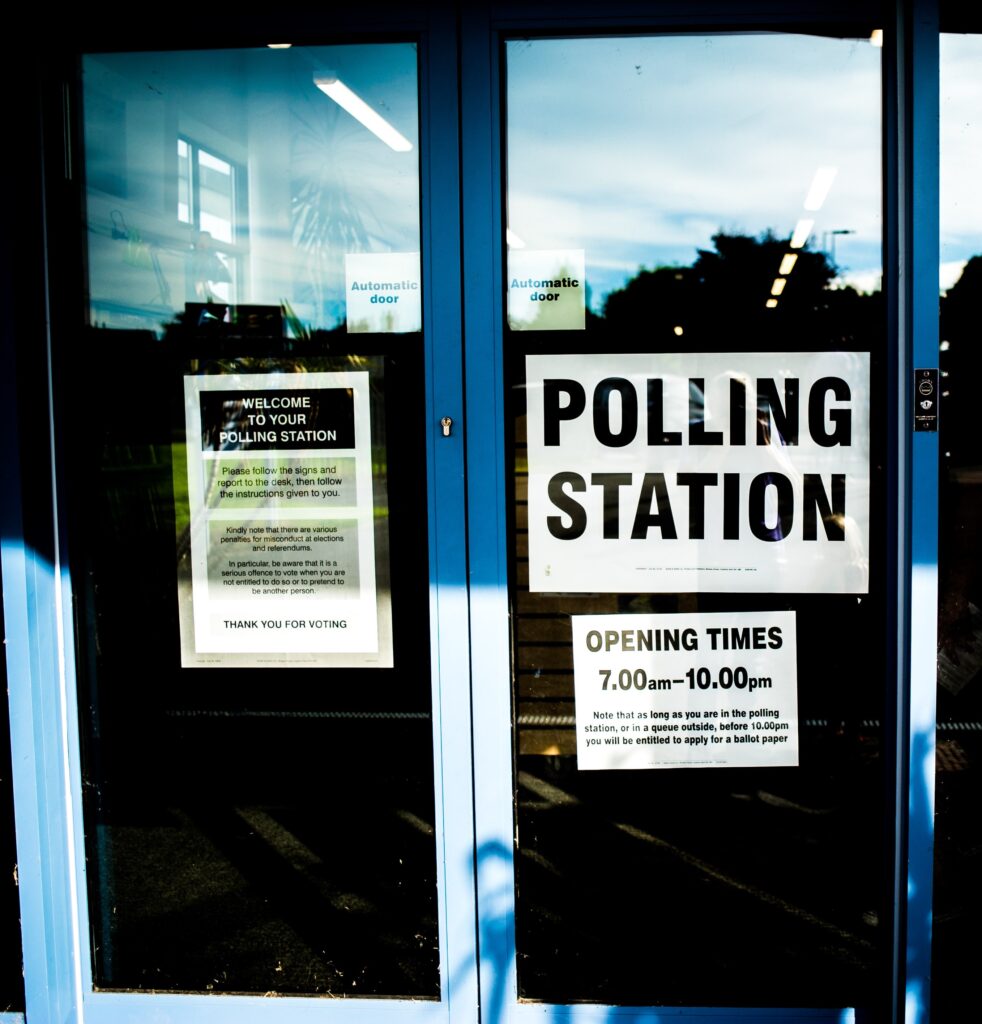picture of polling station